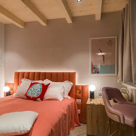 The Melegran Otel
